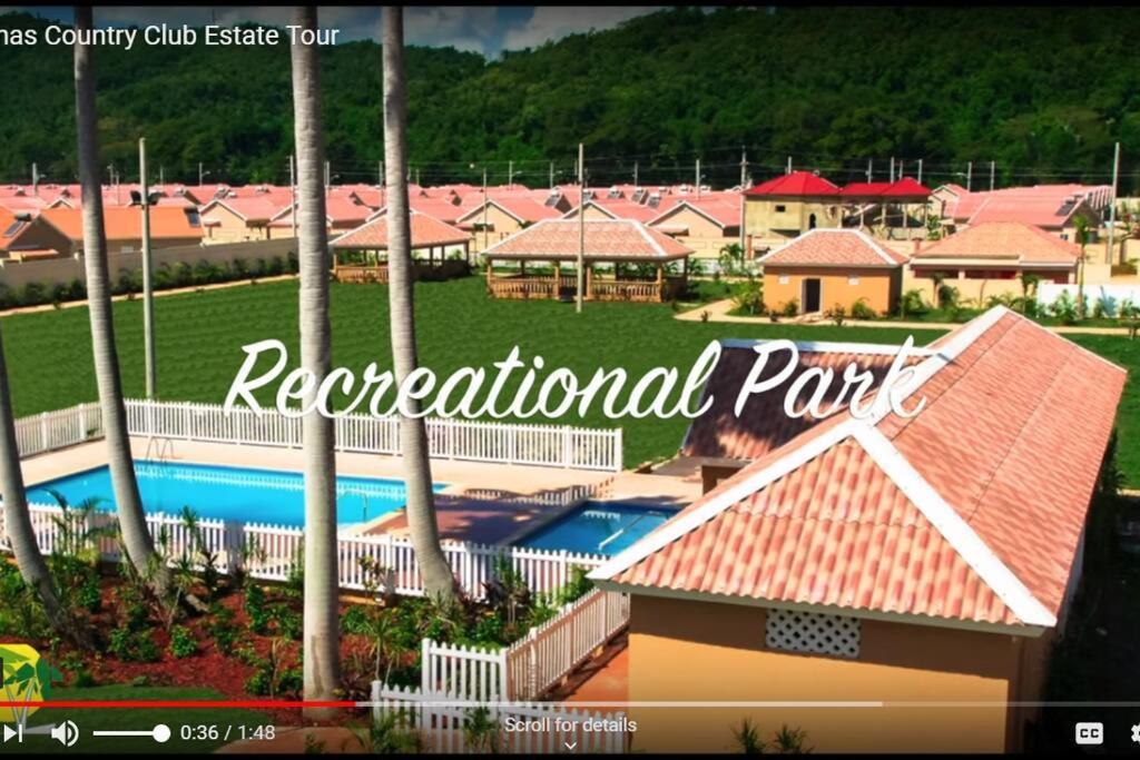 Comfortable Strategic Lodging Quarters Spanish Town Exterior photo